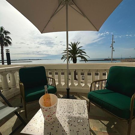 L'Hotel De La Plage Le Grau-du-Roi Extérieur photo
