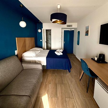 L'Hotel De La Plage Le Grau-du-Roi Extérieur photo