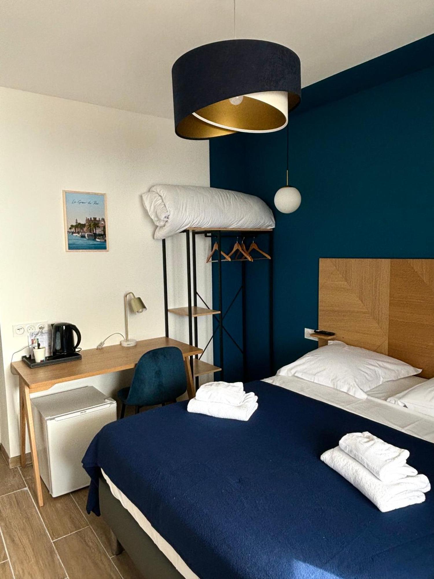 L'Hotel De La Plage Le Grau-du-Roi Extérieur photo