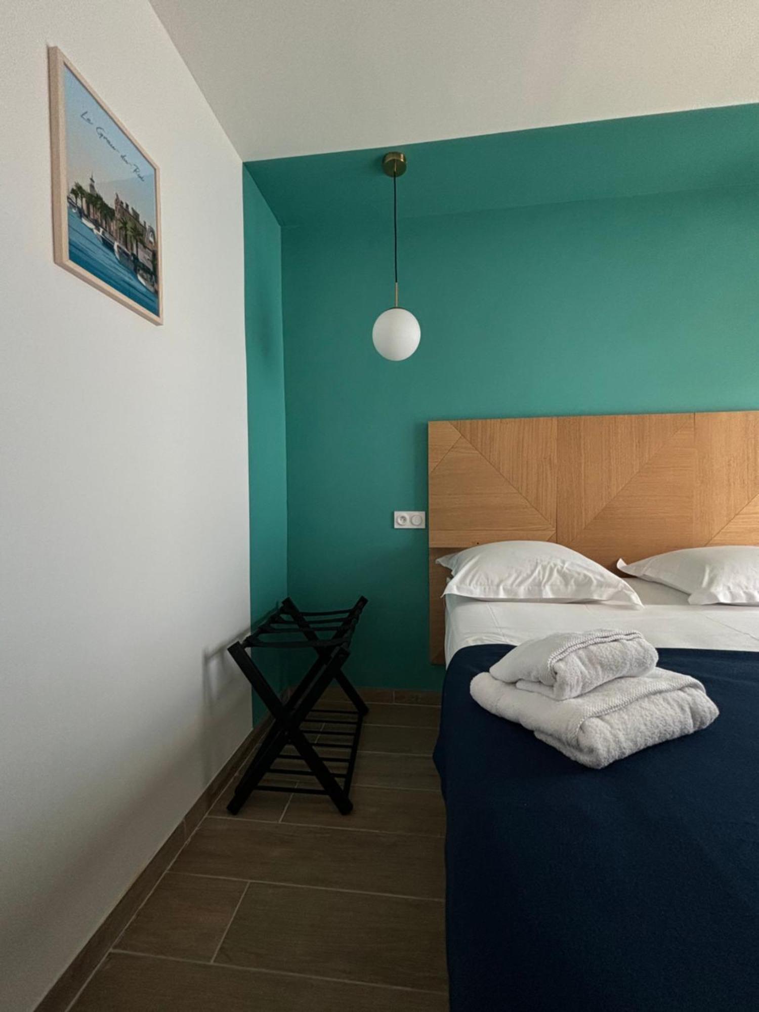 L'Hotel De La Plage Le Grau-du-Roi Extérieur photo